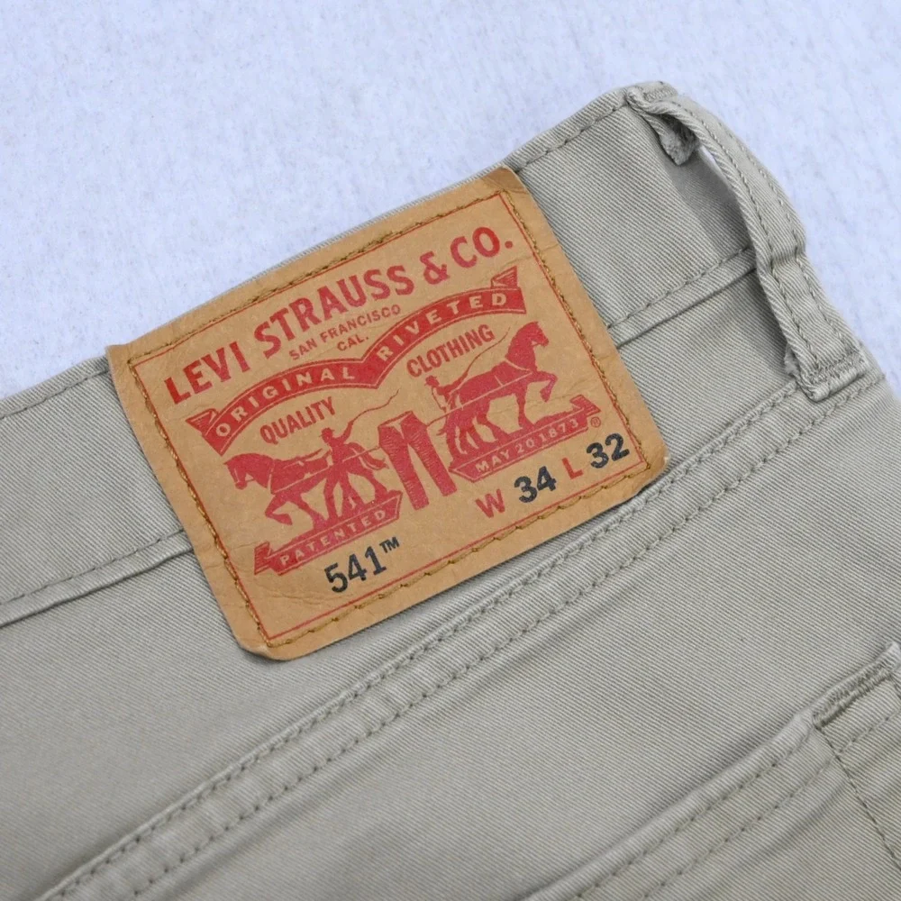 Levi's 541 Atlletic Fit Taper Stretch‎ 5-Pocket Pants Beige Mens Size 34 x 30***